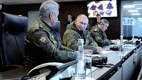 Putin elogiază manevre ruseşti în curs de ”foarte înalt nivel” la Oceanul Pacific / Participă 25.000 de militari, 167 de nave şi vapoare, 12 submarine şi 89 de avioane şi elicoptere