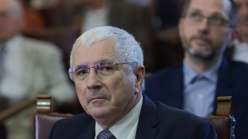 EXCLUSIV Dan Timotin, Institutul de Matematică al Academiei: Președintele Nicușor Dan are contractul suspendat din 2016. Postul său nu blochează angajarea nimănui, nu este ca în învățământ. Decizia pe care o poate lua ar fi să își dea demisia