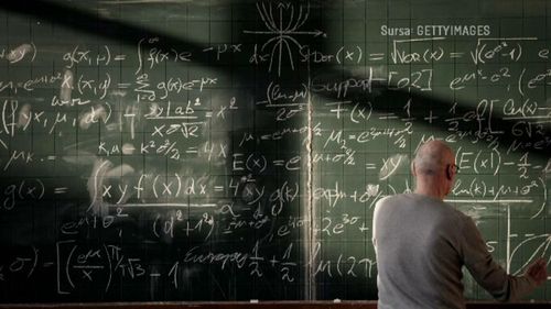 Liceenii din România, obligați să dea la BAC matematica sau o altă știință. „E un shortcut către gândire, către rațiune”