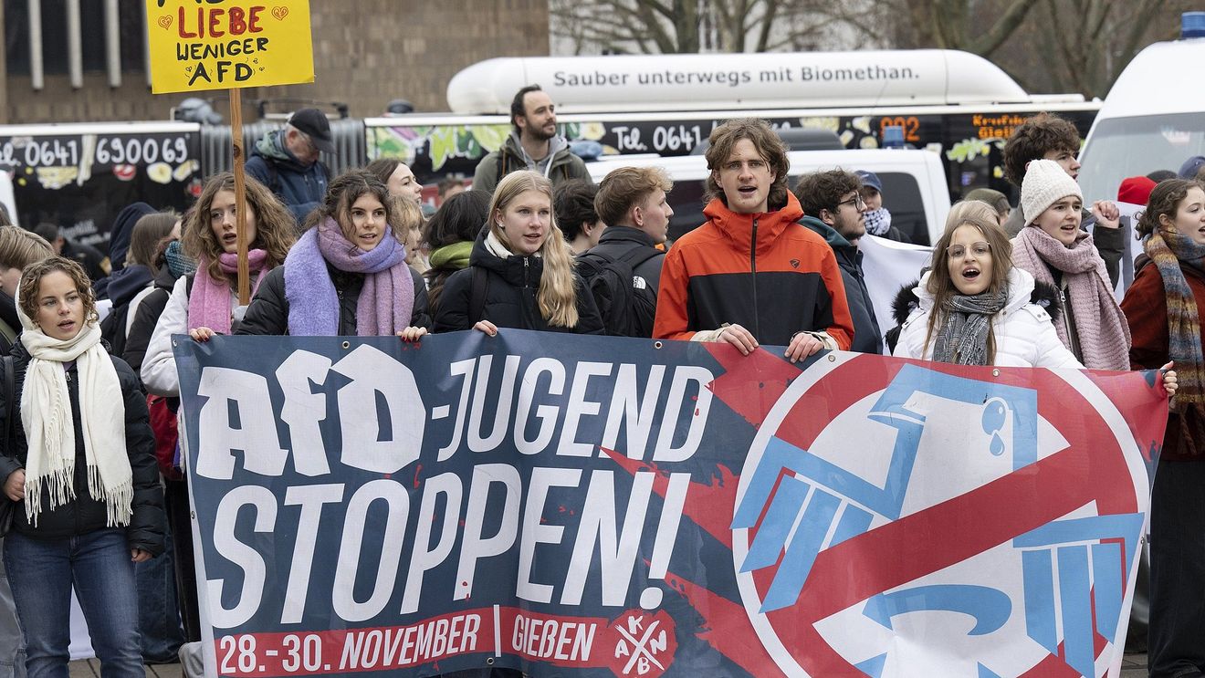 Congresul AfD, amânat din cauza protestelor / Sunt așteptați peste 50.000 de oameni la 30 de demonstrații anti-extrema dreaptă