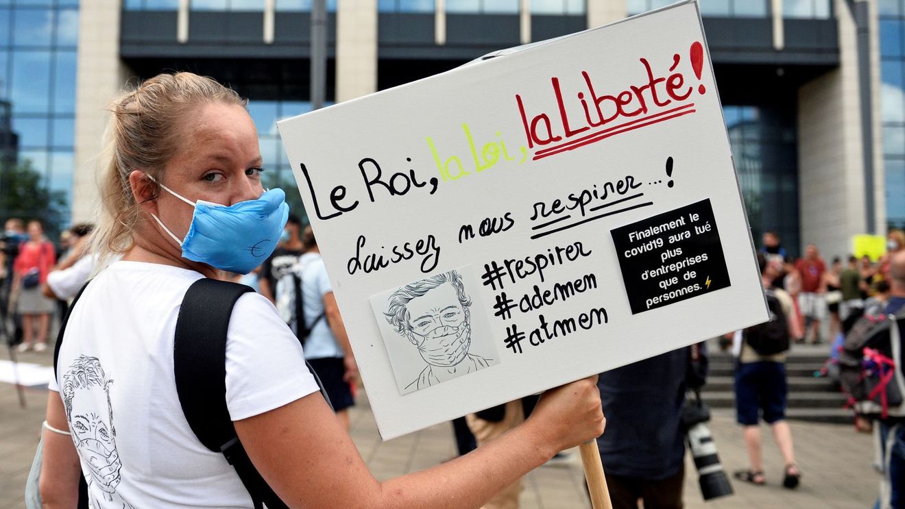 Belgia: Prima manifestație împotriva restricțiilor impuse de autorități pentru limitarea răspândirii epidemiei