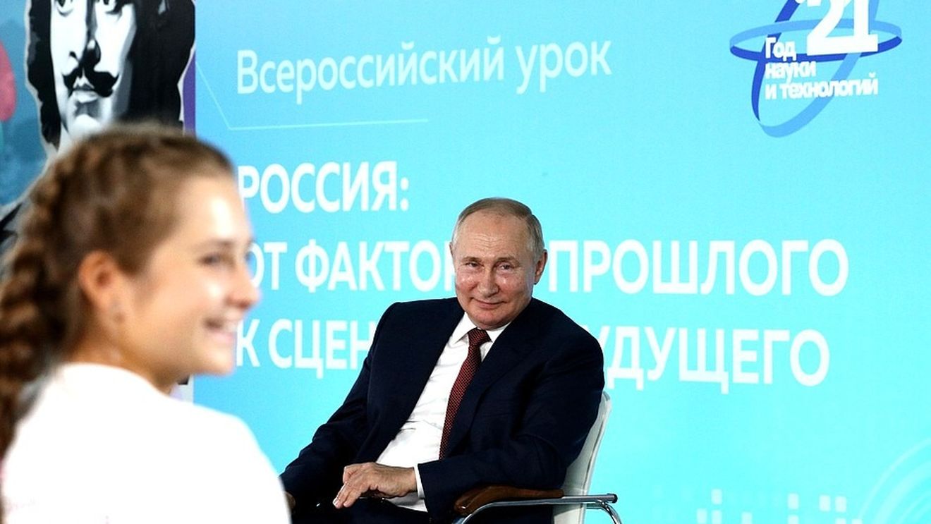 Vladimir Putin mărturisește că și-a dorit încă din copilărie să devină spion