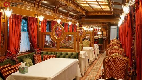 O descoperire de prost gust în parcul vilei oligarhului ucrainean acuzat de înaltă trădare: Un vagon copie după Orient Express cu multe obiecte aurite