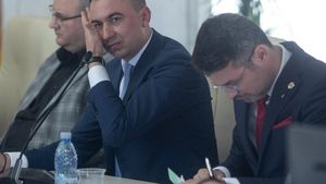 Bogdan Ivan: La stat sunt oameni foarte buni, foarte bine pregătiţi, dar în acelaşi timp e şi o categorie specială de frânari/ Subminează interesul statului român, nu fac nimic altceva decât să aştepte să fie rugaţi să-şi facă treaba