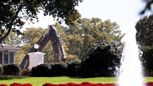 Mai mult de jumătate dintre americani se opun sălii de bal pe care Trump o dorește la Casa Albă / Proiectul costă 300 de milioane de dolari