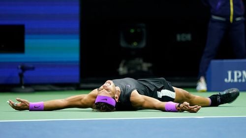 VIDEO Rafael Nadal, ca vinul bun: a câștigat US Open la 33 de ani, după un thriller în cinci seturi cu rusul Daniil Medvedev