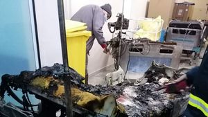 Judecătoria Piatra-Neamţ a dispus începerea procesului în dosarul incendiului de la ATI Piatra-Neamţ / Nouă pacienți au murit, iar un medic și două asistente au suferit vătămări corporale / Decizia poate fi atacată cu recurs