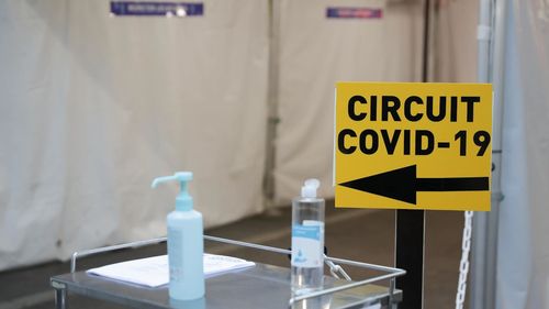Teste rapide gratuite pentru întreaga populație din două orașe franceze