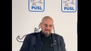 Cristian Popescu Piedone, primarul Sectorului 5, și-a anunțat intenția de a candida la Primăria Capitalei din partea PUSL, partidul lui Dan Voiculescu, „dacă PSD și PNL nu se vor înțelege”