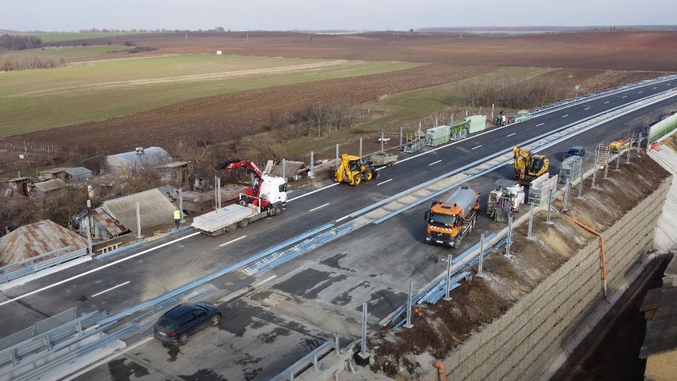 SURSE Drumul Expres Craiova – Pitești: Inaugurarea lotului 3, sâmbătă la ora 14.00 / UMB a construit pasajul Jitaru în doar 4 luni