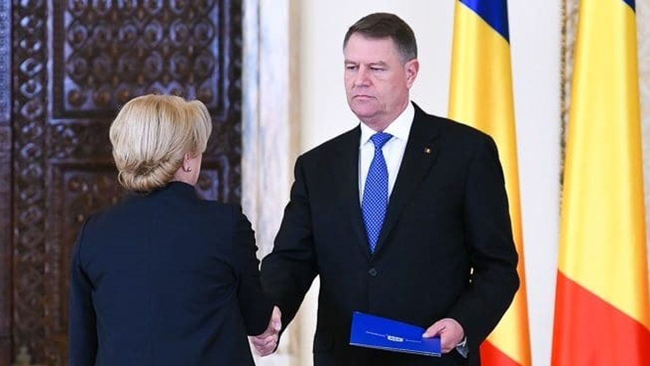 Premierul a transmis președintelui propunerea de revocare pentru Tudorel Toader, demisiile lui Plumb și Intotero și propunerile de numire a noilor miniștri
