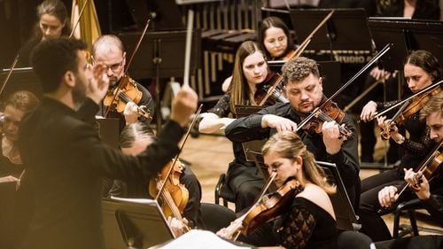 Concert extraordinar „Rock meets the Philharmonic”, pe 27 iunie, în Cetatea Medievală din Târgu Mureș