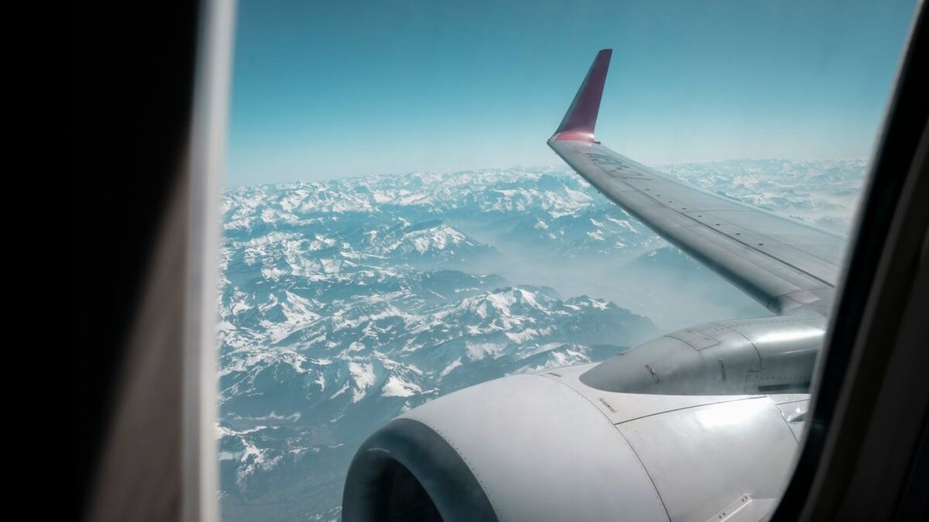 Echipajul unui zbor intern din Mexic împiedică o deturnare a avionului către Statele Unite