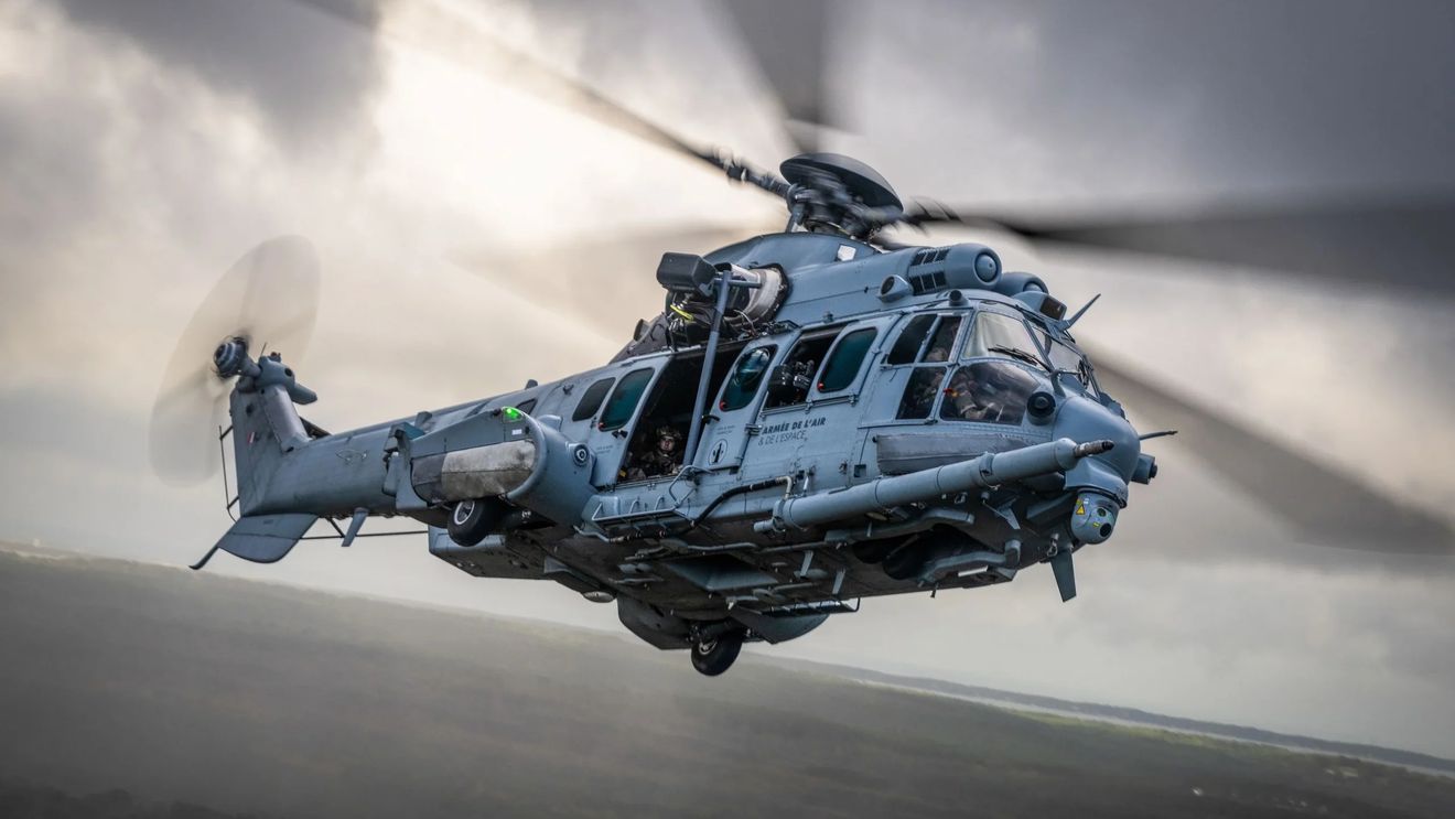 BREAKING Ministerul de Interne a semnat un contract cu Airbus pentru 12 elicoptere. Valoarea contractului e de 280 de milioane de euro