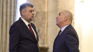 Bolojan, despre criticile premierului Ciolacu la adresa ministrului Hurezeanu: Dacă critici oameni care trebuie să te ajute să faci performanță în public, știrbești capacitatea de performanță a instituțiilor / Când am crezut că se impune o schimbare, am făcut-o, nu am discutat în public