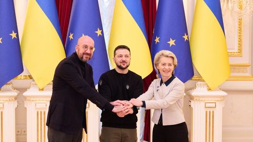 Summit UE-Ucraina, în sunetul sirenelor antiaeriene. Kievul primeşte promisiuni de sprijin din partea Bruxelles-ului, dar nu şi perspectiva de aderare rapidă