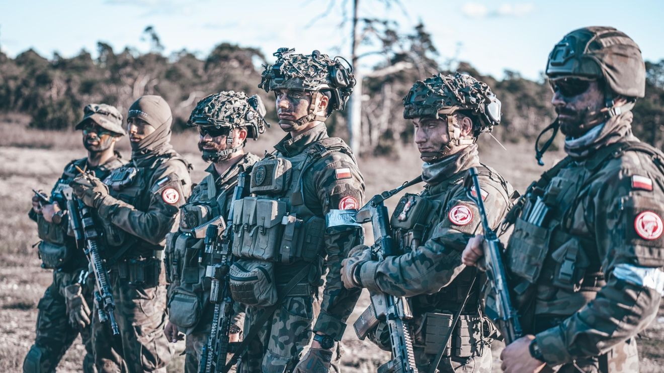 Polonia lansează un nou program de instrucţie militară, cu obiectivul de a pregăti 400.000 de persoane în 2026