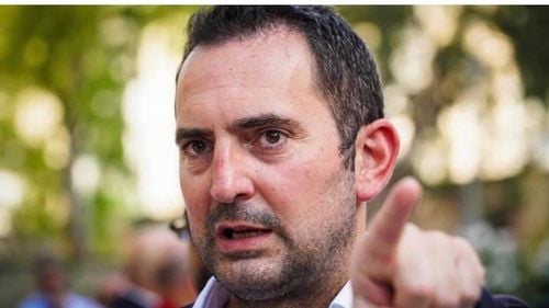 Vicenzo Spadafora, fostul ministru al Sportului din Italia, a anunțat că este homosexual. ”Acum voi fi puțin mai fericit și mai liber”