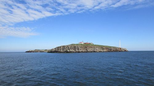 Forțele ucrainene au încheiat operațiunea de curățare a Insulei Șerpilor de echipamente și armament lăsate în urmă de trupele ruse / Ce au găsit pe insulă