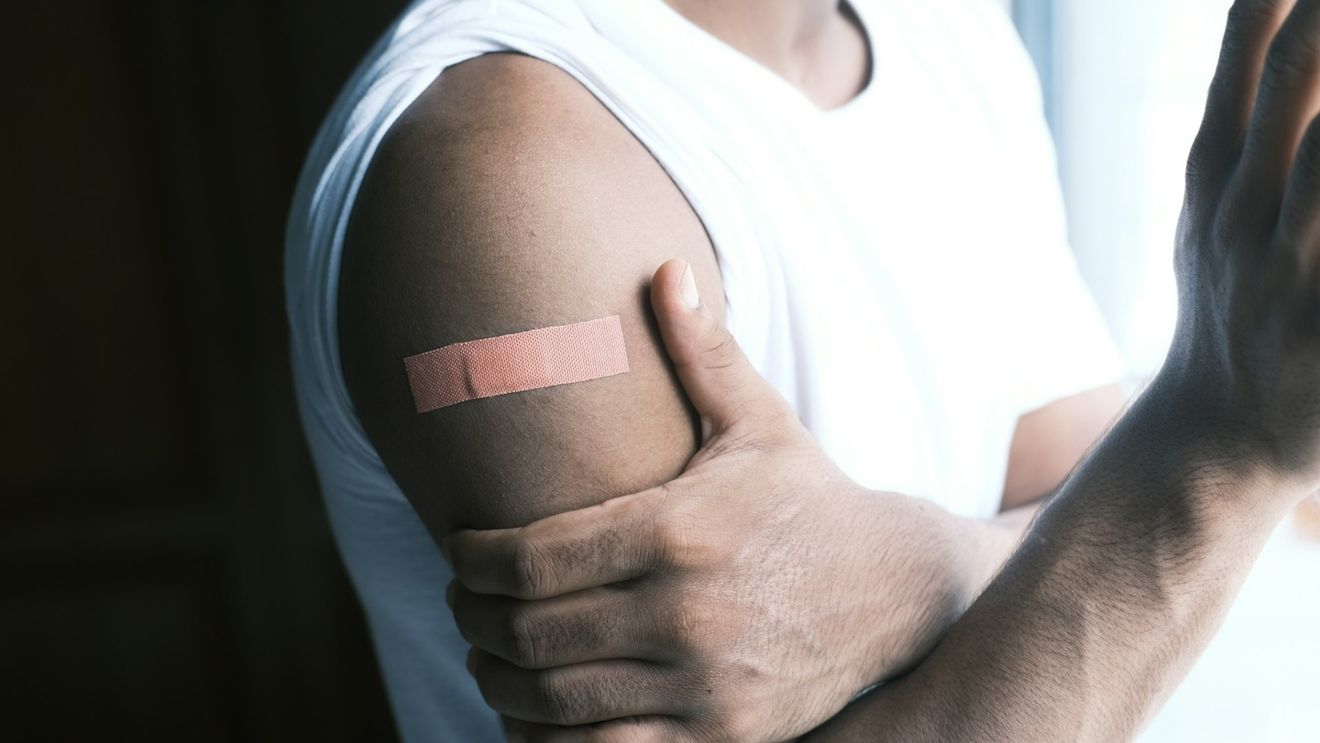 Apel al vedetelor Hollywood pentru un vaccin anti-HIV mai ieftin: ”Va schimba radical situația”