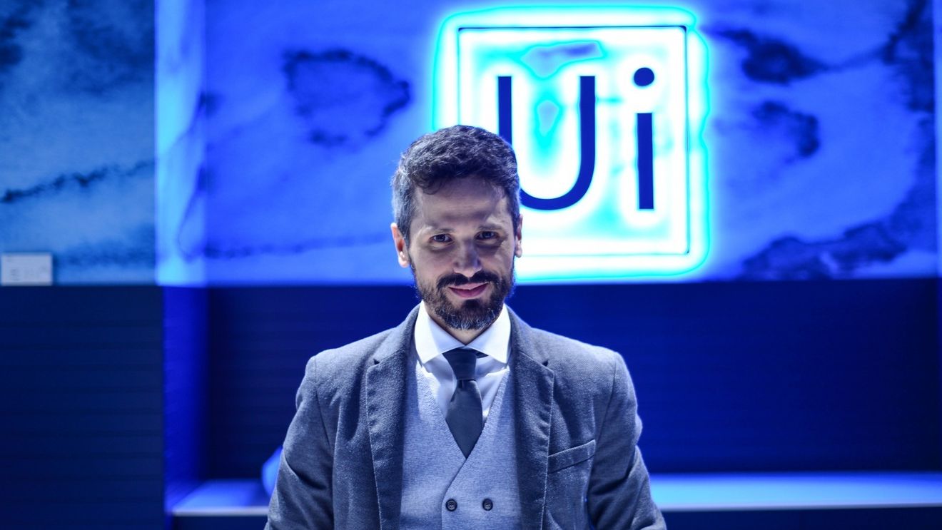 EXCLUSIV Sondaj UiPath: 8 din 10 români au mers la ghișeu în plină pandemie. Deschiderea către automatizare, uriașă: 90% cred că va îmbunătăți calitatea serviciilor publice / „Există un apetit al cetățenilor pentru automatizare”