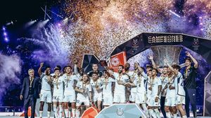 Real Madrid câștigă Supercupa Spaniei, după victoria cu 4-1 în fața Barcelonei/ Triplă pentru Vinicius