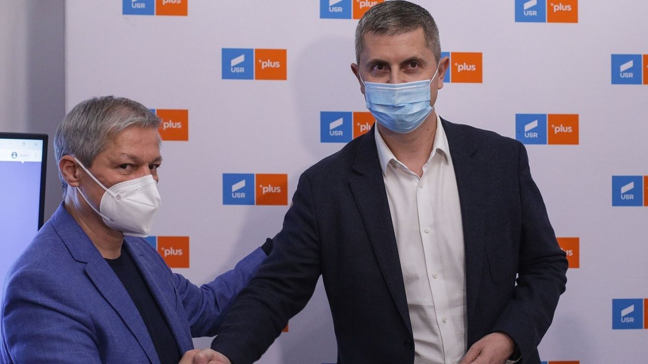 OFICIAL Dacian Cioloș este președintele USR PLUS cu 50,9%. A câștigat alegerile în fața lui Dan Barna cu 695 de voturi
