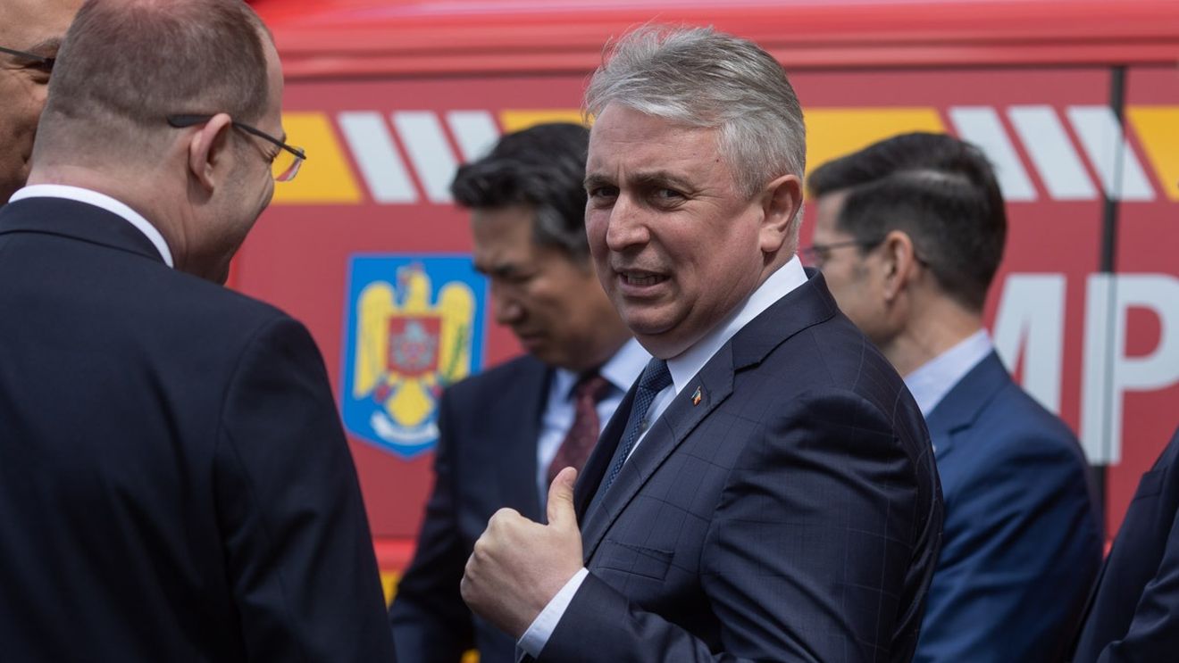 Dacian Dragoș, președintele Consiliului Național de Etică, instituția guvernamentală care l-a albit pe Lucian Bode de acuzațiile de plagiat, a demisionat: ”Incompatibilitatea iremediabilă a principiilor mele cu recenta hotărâre”