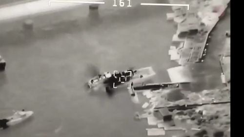 VIDEO Ministerul ucrainean al Apărării susține că o altă navă rusească a fost distrusă, a patra în 5 zile în Insula Șerpilor: ”Parada de 9 mai o să fie aici, pe fundul mării”/ Atacul, cu o dronă Bayraktar