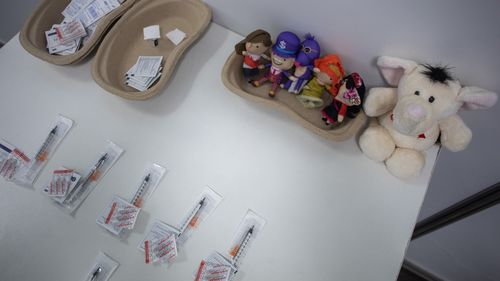 Fosta fabrică de seringi Sanevit din Arad a fost vândută / Salariile restante ale angajaților au fost plătite după un deceniu