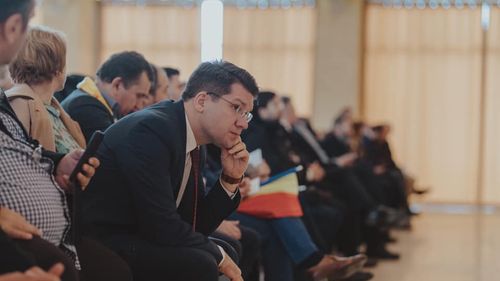 USR solicită demiterea lui Mihail Neamţu de la şefia Comisiei pentru cultură a Camerei Deputaților, după afirmațiile vulgare ale acestuia