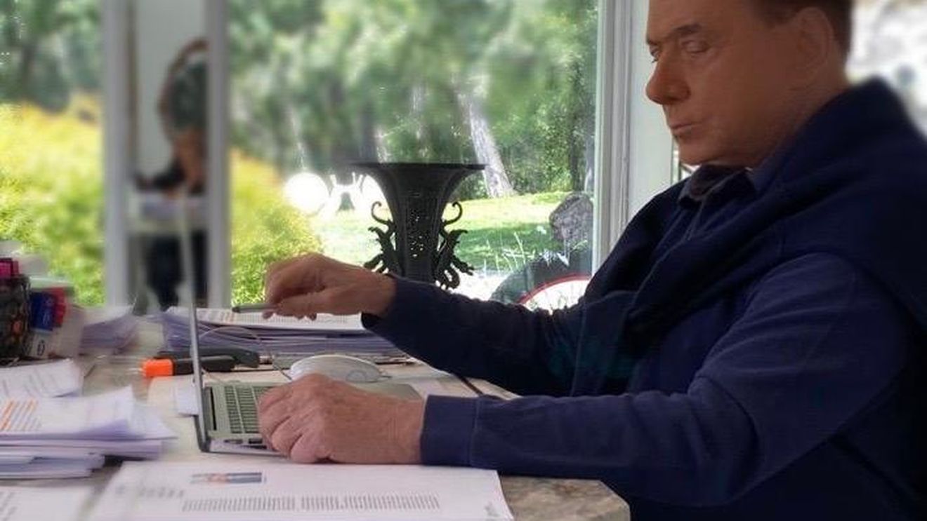 Silvio Berlusconi, testat pozitiv cu Covid-19