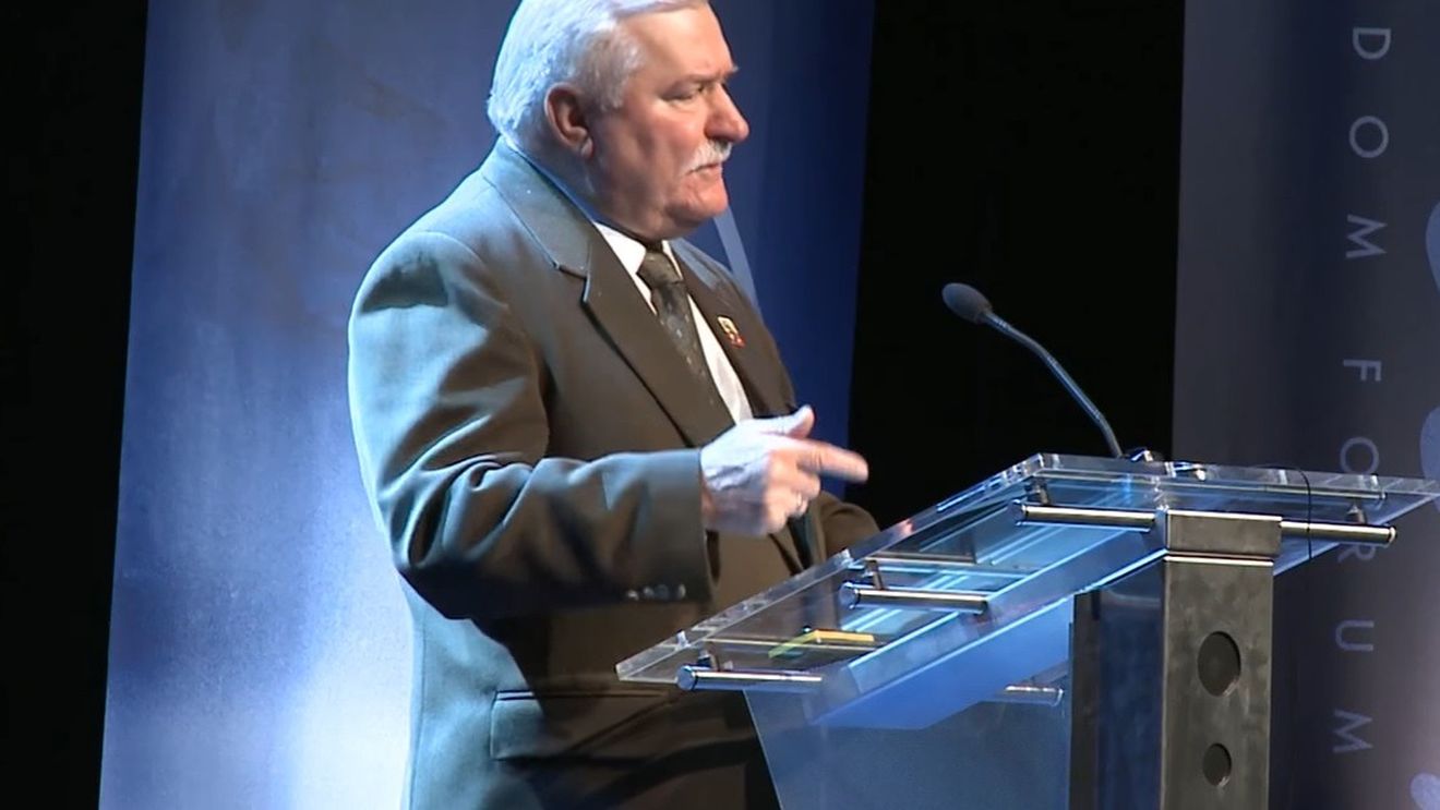 Lech Walesa: Mi-e teamă că vor forța Ucraina să facă un compromis slab
