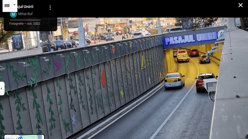 O cisternă încărcată cu GPL s-a oprit într-una dintre porţile de gabarit ale Pasajului Unirii din Capitală / Sistemul de afişaj şi semafoarele de avertizare au fost avariate / Băluţă: Voi face plângere penală pentru tentativă de omor