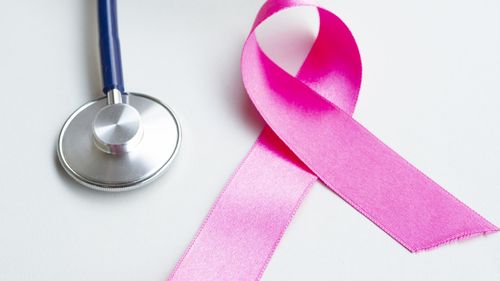 Cancerul mamar la femeile tinere: Un studiu arată că dozele suplimentare de radioterapie nu ajută / "Radioterapia la sân poate provoca întărirea țesutului iradiat"
