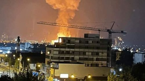 UPDATE Explozie şi incendiu la Combinatul Chimic Azomureş/ Un bărbat a fost rănit, autoritățile au transmis mesaj RO-Alert/ Incendiul a fost lichidat, experți IGSU se deplasează la Târgu Mureș VIDEO