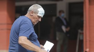 BREAKING: 20% dintre polițiști vor patrula în civil pentru a-i amenda pe cei care nu poartă mască și nu respectă regulile sanitare - SURSE