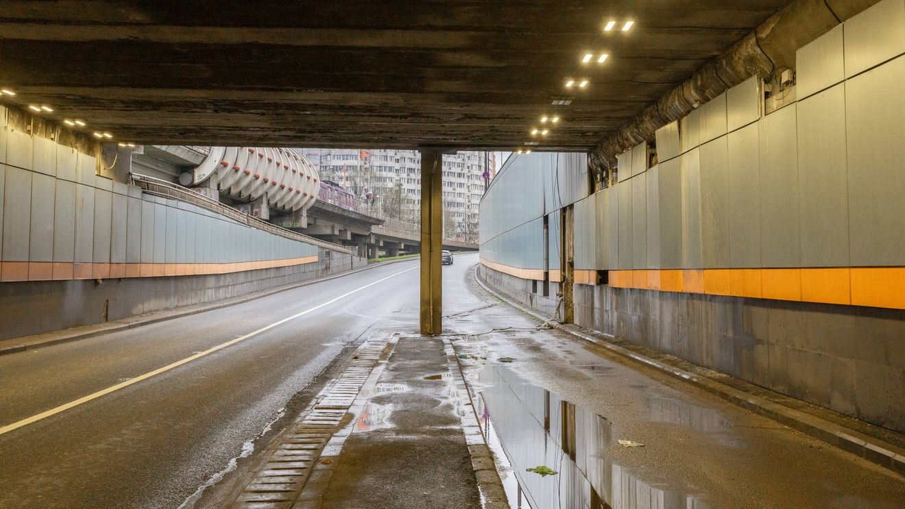 Împrumuturi de până la 990 de milioane de lei, pentru consolidarea podurilor şi pasajelor din București / Ciucu: ”Au fost făcute în urmă cu 50 de ani şi au risc seismic”