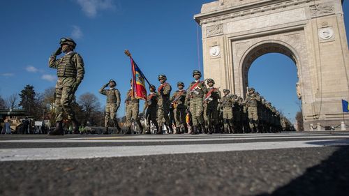 Parada de Ziua Naţională - pe 1 decembrie, la Arcul de Triumf