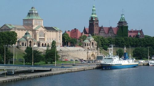 Oficial german: Poluarea din râul Oder ar putea afecta peştii din Marea Baltică / Unda de poluare va ajunge în apropiere de orașul port Szczecin în această seară