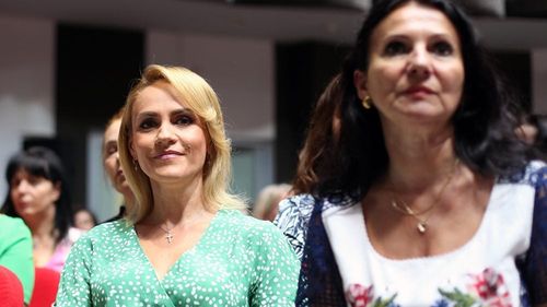 Gabriela Firea, în apărarea Sorinei Pintea, acuzată de DNA că a primit mită peste 30.000 de euro: Am avertizat colegii ca în această perioadă, când se primesc „mici atenţii” simbolice, „să fie foarte atenţi”