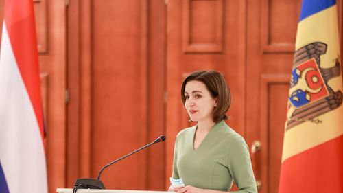 Maia Sandu: Republica Moldova condamnă vehement acțiunile ostile față de Ucraina / Solicit instituțiilor statului să monitorizeze atent sursele de știri false și propagandă și să ia măsuri / Apel către presă să nu implice cetățenii în propaganda de război