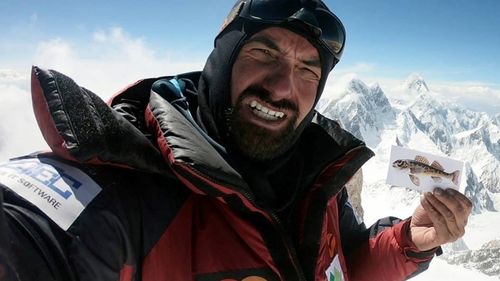 VIDEO Alex Găvan, după ce a atins cel ce-al şaptelea vârf de peste 8000 m fără oxigen suplimentar: Pentru mine e o formă de artă. Această ascensiune mi-a adus o imensă bucurie