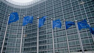 Summitul european extraordinar de joi va fi urmat vineri de o reuniune a comisarilor europeni în „colegiul de securitate”, în contextul crizei provocate de președintele american care vrea să anexeze Groenlanda