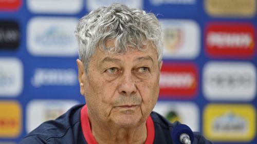 Reacția lui Mircea Lucescu după Bosnia - România 3 -1:  ”O ruşine! Când mă uit în ce hal de stadion jucam...” / ”Arbitrul le-a lăsat toate faulturile”