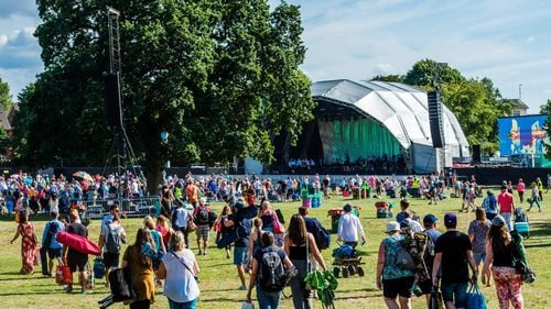 Marea Britanie: Niveluri periculoase de droguri au fost descoperite în râul care traversează zona în care se desfășoară Festivalul Glastonbury
