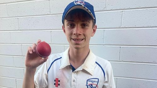 Un adolescent din Australia a murit după ce a fost lovit în gât de o minge de cricket în timpul unui antrenament