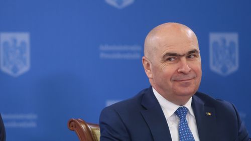 Bolojan anunță schimbări la rețelele electrice: „Au fost autorizate multe proiecte speculative” / Crește garanția pentru racordare de la 5% la 20% din tarif și se introduce o garanție suplimentară de 30 de euro/kW