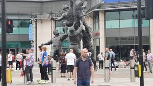 Finala campionatului Angliei la rugby: o după amiază memorabilă pe Stadionul Twickenham din Londra, o experiență de neuitat - reportaj
