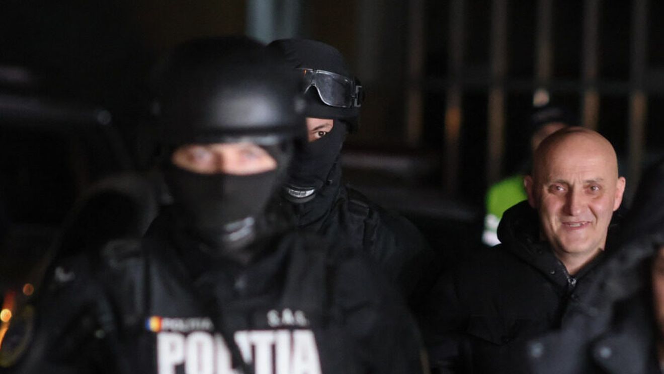 BREAKING Horațiu Potra și mercenarii lui, suspectați de procurori că voiau să folosească arme de foc, arme albe, o dronă și bani ca să instige la comiterea de infracțiuni în proteste neautorizate